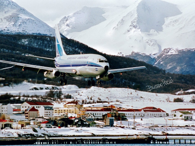 Como es el aterrizaje de avión más complicado en el aeropuerto de Ushuaia